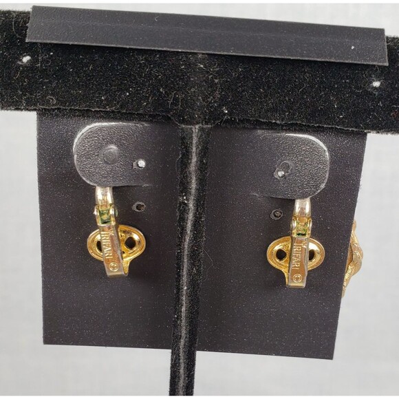 Vintage Signed Crown Trifari Gold Tone Round Pinwheel Clip-On Earrings - Picture 5 of 11